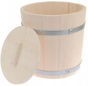 DREWNIANA BECZKA DO KISZENIA OGÓRKÓW KAPUSTY 15l